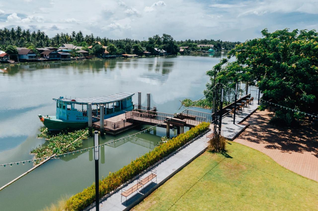 Na Tree Tara Riverside Resort Amphawa Damnoensaduak Buitenkant foto