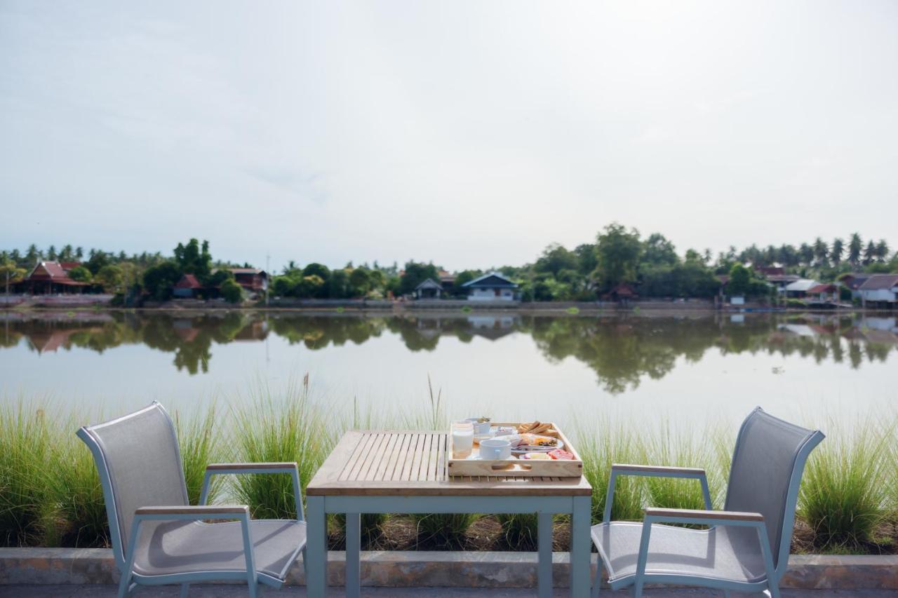 Na Tree Tara Riverside Resort Amphawa Damnoensaduak Buitenkant foto