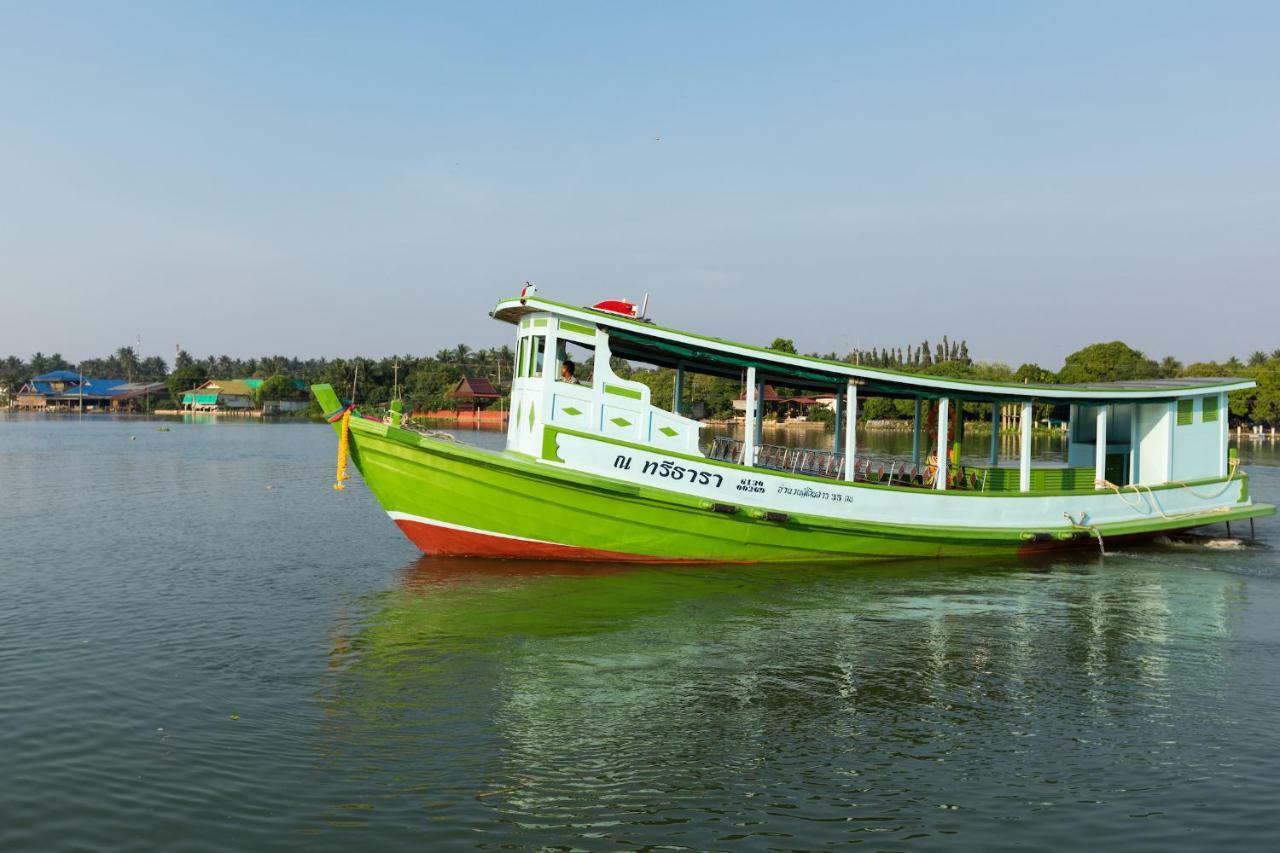 Na Tree Tara Riverside Resort Amphawa Damnoensaduak Buitenkant foto